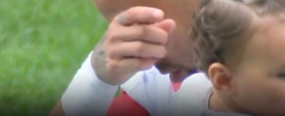 😢 Neymar chora durante Hino Nacional antes da convocação